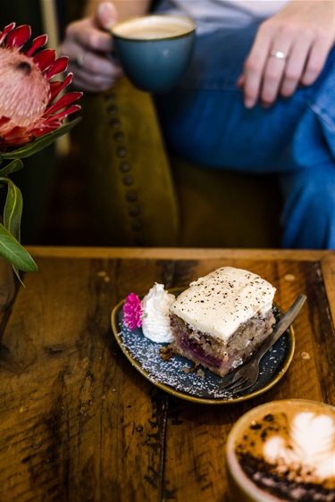 IndigiCafe - Indigi Cake
